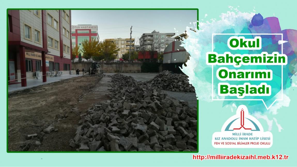 Okul Bahçesi Onarımı Başladı