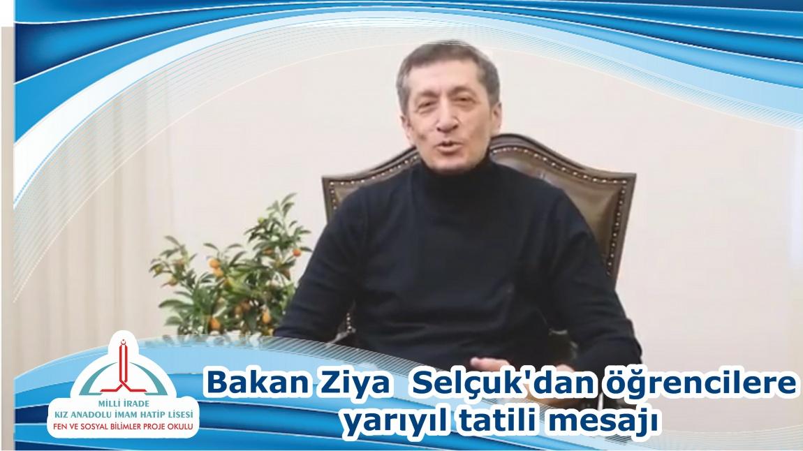 Bakan Selçuk'dan Öğrencilere Yarıyıl Tatili Mesajı